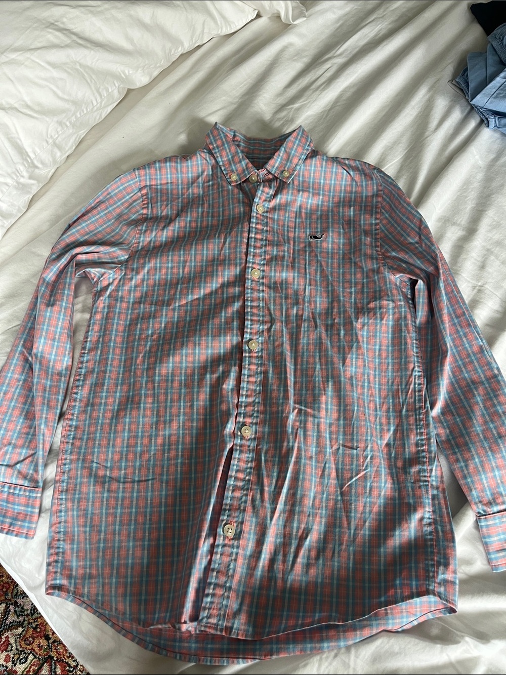 Vineyard Vines on the go performance button up
